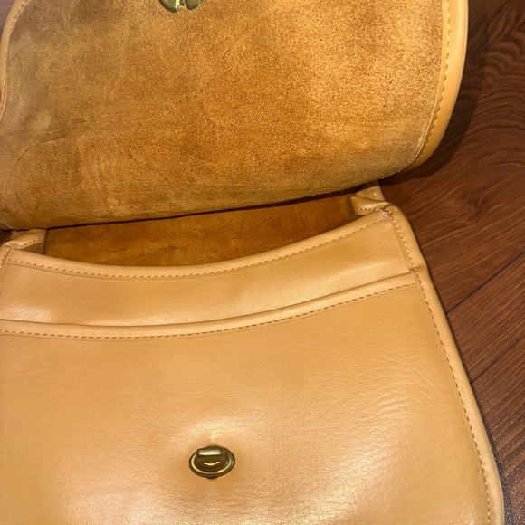 Vintage leather Coach bag Legacy - Picture 6 of 15